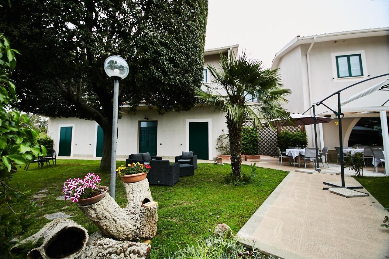 Hotel Vulci Montalto di Castro Exterior foto